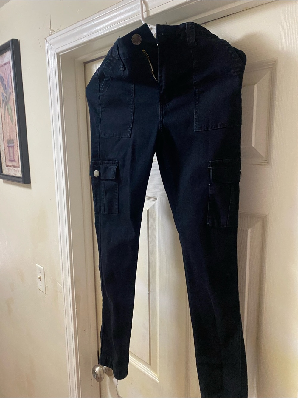 VIP Women’s Skinny Cargo Jeans - Black